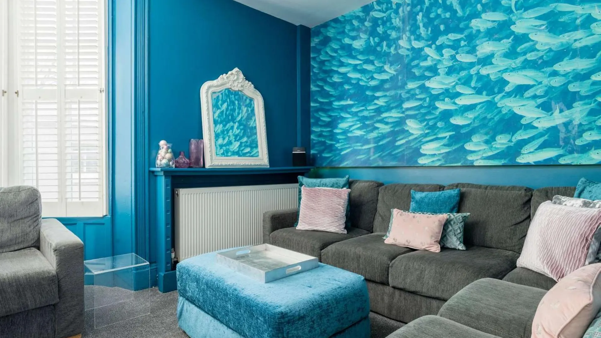 Darling By The Sea - By Brighton Holiday Lets